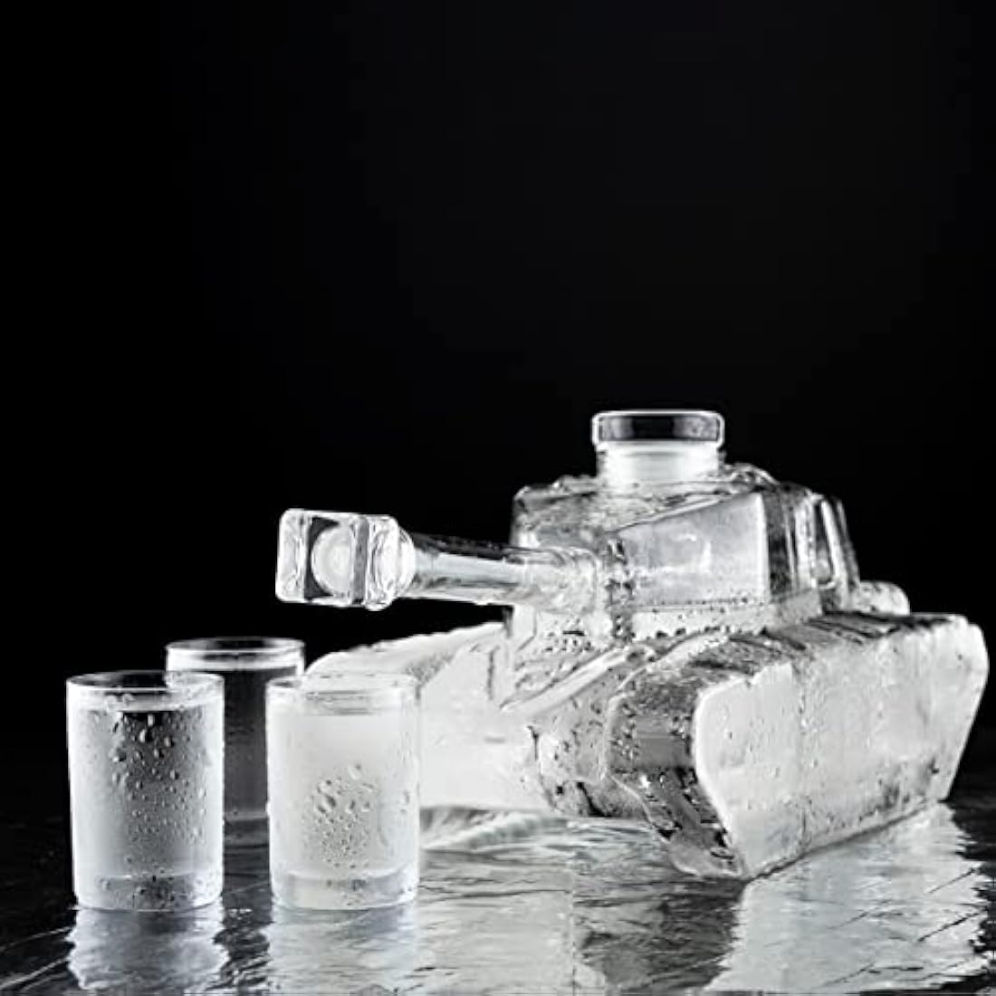 Froster Tank Decanter, Tank-Shaped Whisky Decanter, 1000ml Glass Carafe, Whiskey Gift for Men, Military Army Gift for Boyfriend, 30th, 40th Birthday Present