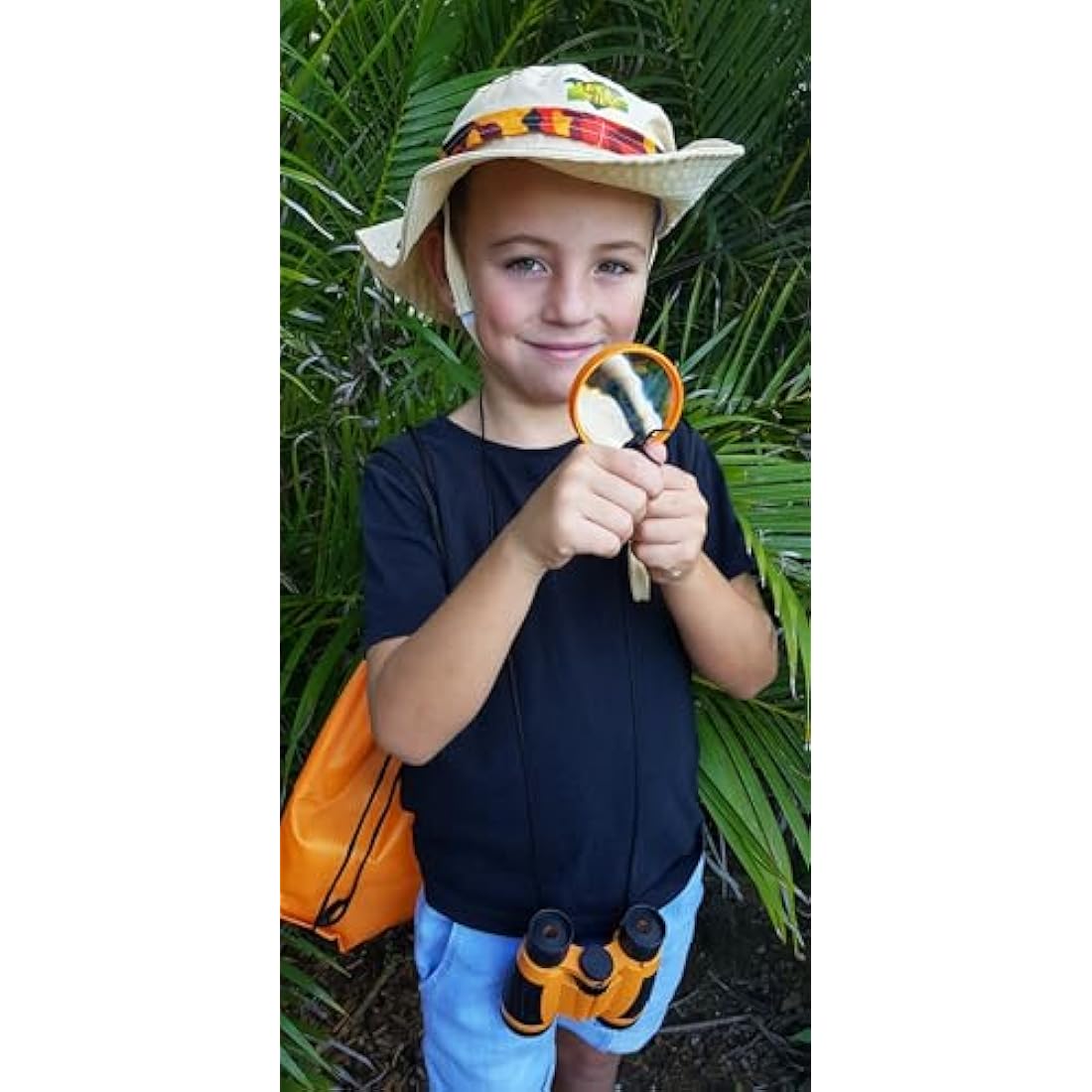 Adventure Kidz Outdoor Exploration Kit, Children’s Binoculars, Flashlight, Compass, Fox Whistle, Magnifying Glass, Backpack. Great Gift Set for STEM, Pretend Play, Ages 3+ Boys Girls