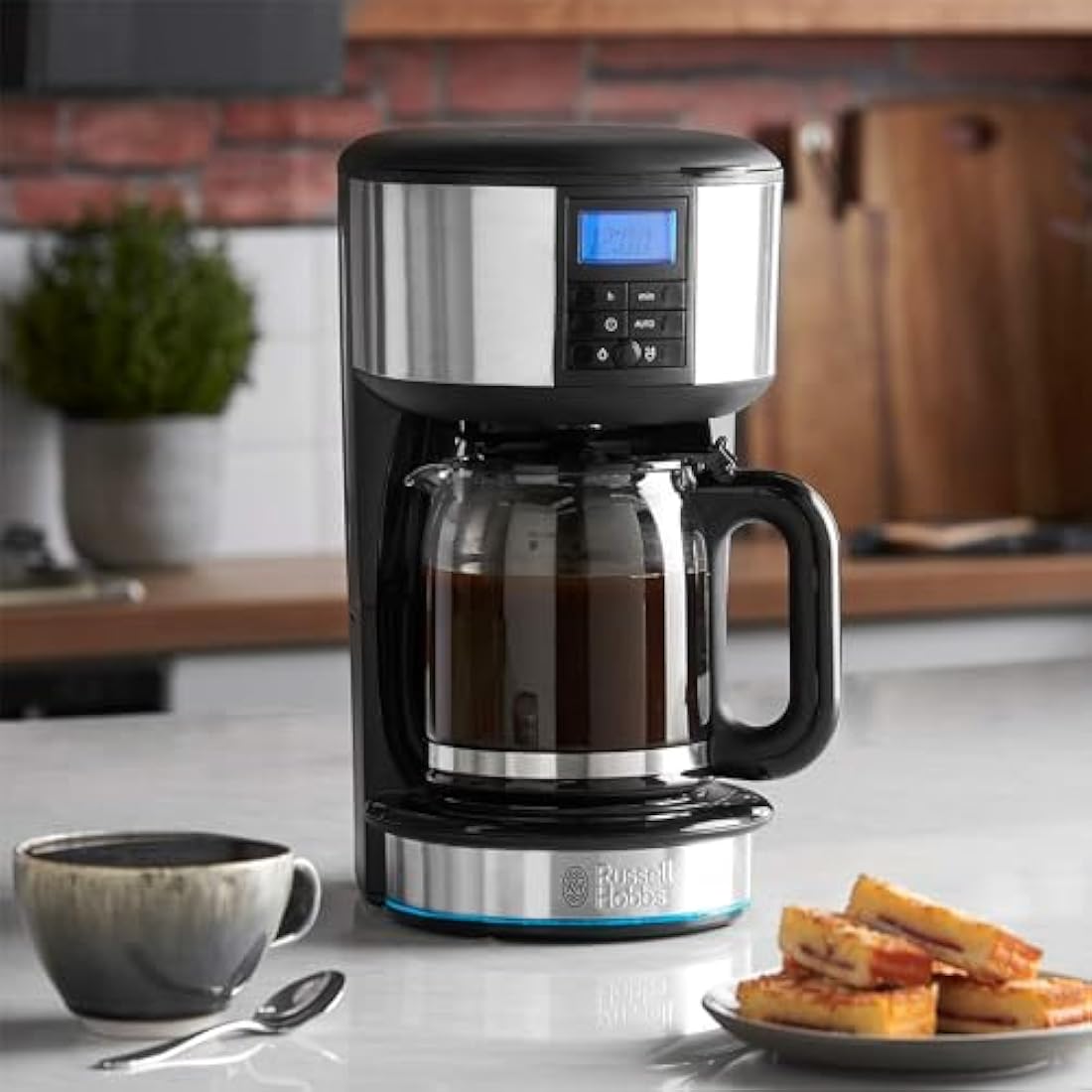Russell Hobbs Buckingham Filter Coffee Machine, 1.25L Carafe/10 cups, 1-4 Cup brewing option, Fast brew, 24hr timer, 40min keep warm, Pause & Pour, Washable filter, Auto clean, 1000W, 20680