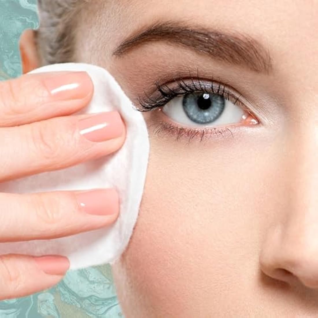 Antimicrobial Eyelid & Lash Wipes | For Itchy, Dry Eyes, Styes & Blepharitis, Gentle & Natural 0.02% Pure Hypochlorous Acid Cleansing Wipes, Hypoallergenic & Soothing For Sensitive Eyes, Pack of 60