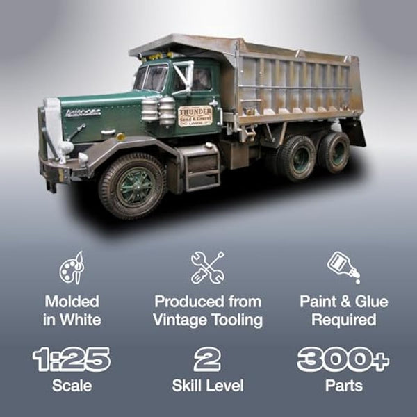 AMT AMT1150 1:25 Autocar Dump Truck