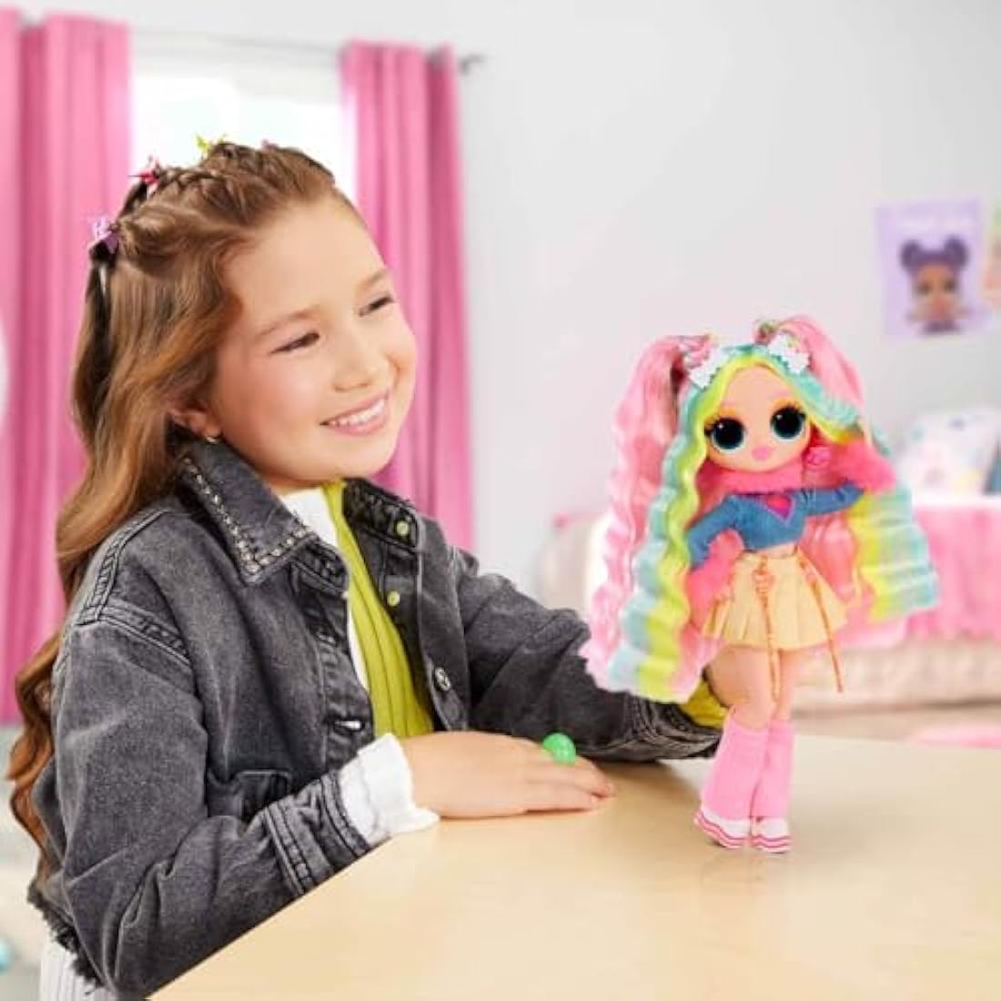 L.O.L. Surprise OMG Sunshine Makeover Fashion Doll - BUBBLEGUM DJ - Includes UV Colour Change in the Sun, Multiple Surprises, and Fabulous Accessories - Great Gift for Kids Ages 4+