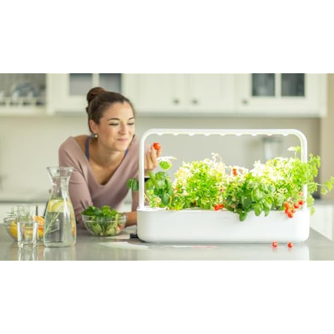 Click & Grow Indoor Herb Garden Kit with Grow Light | Easier than Hydroponics Growing System | Smart Garden for Home Kitchen Windowsill | Vegetable & Herb Garden Starter Kit with 9 plant pods, White