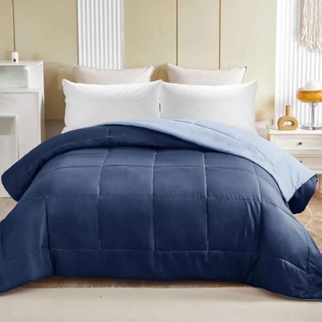 Exclusivo Mezcla 7.5 Tog King Size Duvet All Seasons, Ultra Soft Reversible Coverless Duvet, Lightweight Down Alternative Comforter, 230x220 cm Navy/Blue