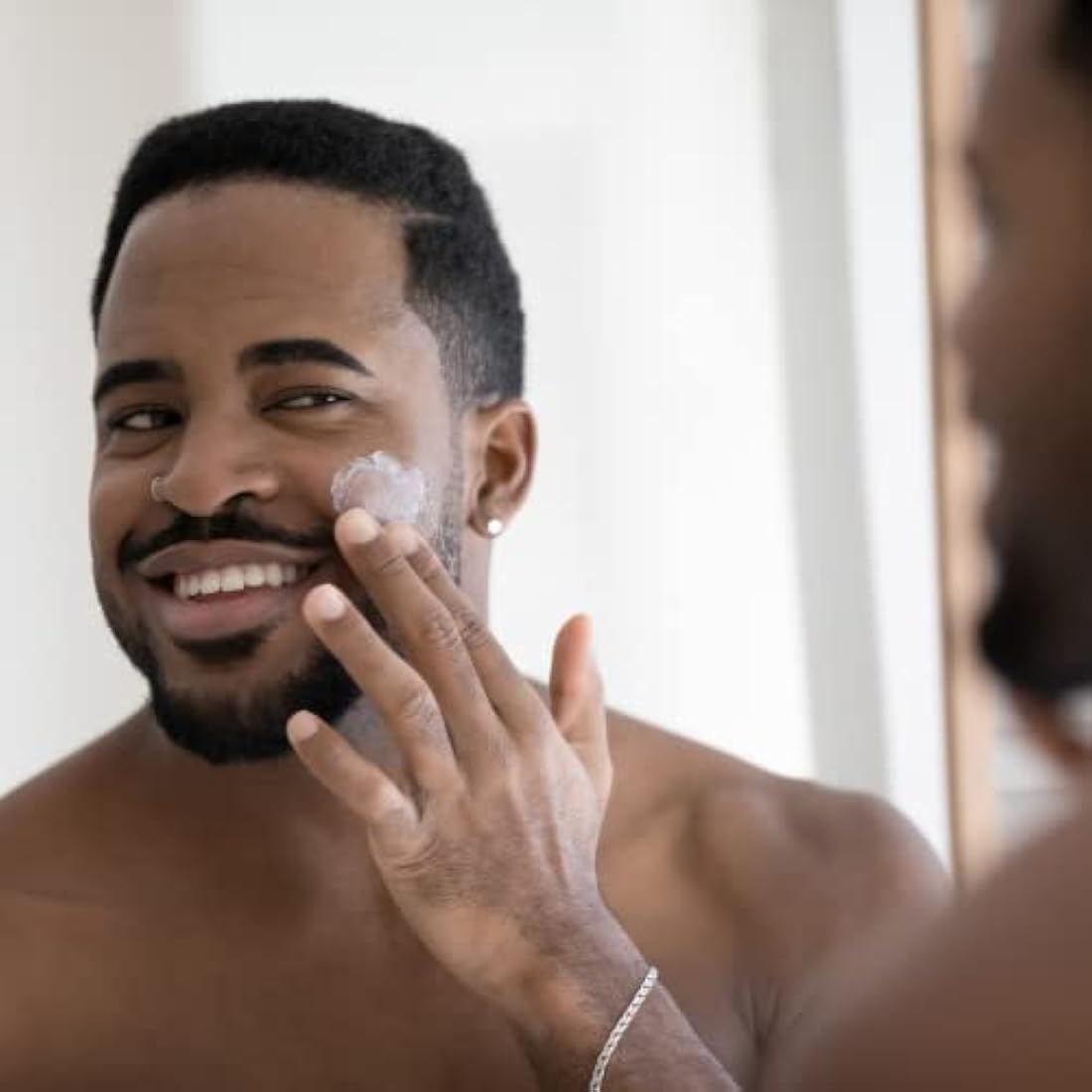 Eternal Skincare - Aloe Super Hydrating Moisturiser (225ml) Fragrance Free - Rich in Aloe Vera. For Dry and Sensitive Skin. For Body & Face. Made in UK.