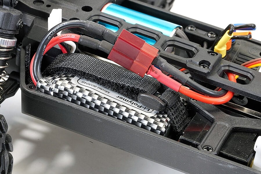 FTX Tracer Brushless 1/16 4WD Monster Truck RTR