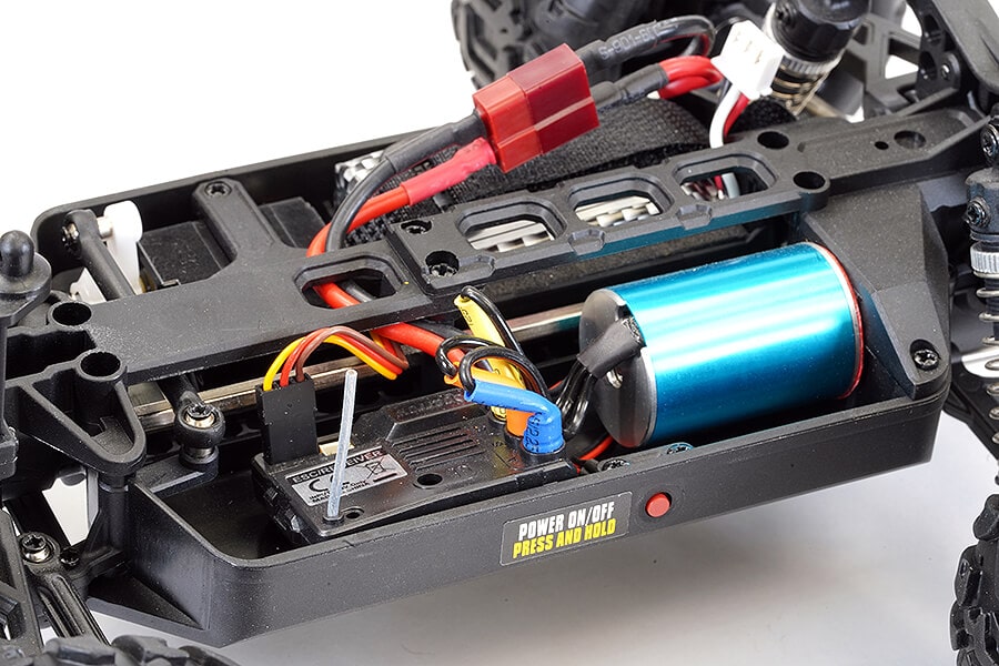 FTX Tracer Brushless 1/16 4WD Monster Truck RTR