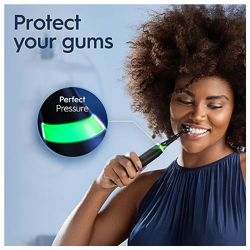 Oral-B iO4 Electric Toothbrush For Adults, 3 Toothbrush Heads, Travel Case & Toothbrush Head Holder, 4 Modes With Teeth Whitening, 2 Pin UK Plug, Black