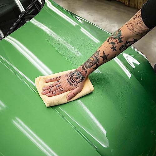 Meguiar's DELKITV2 Deluxe Car Care Kit V2 including Hybrid Ceramic Spray Wax