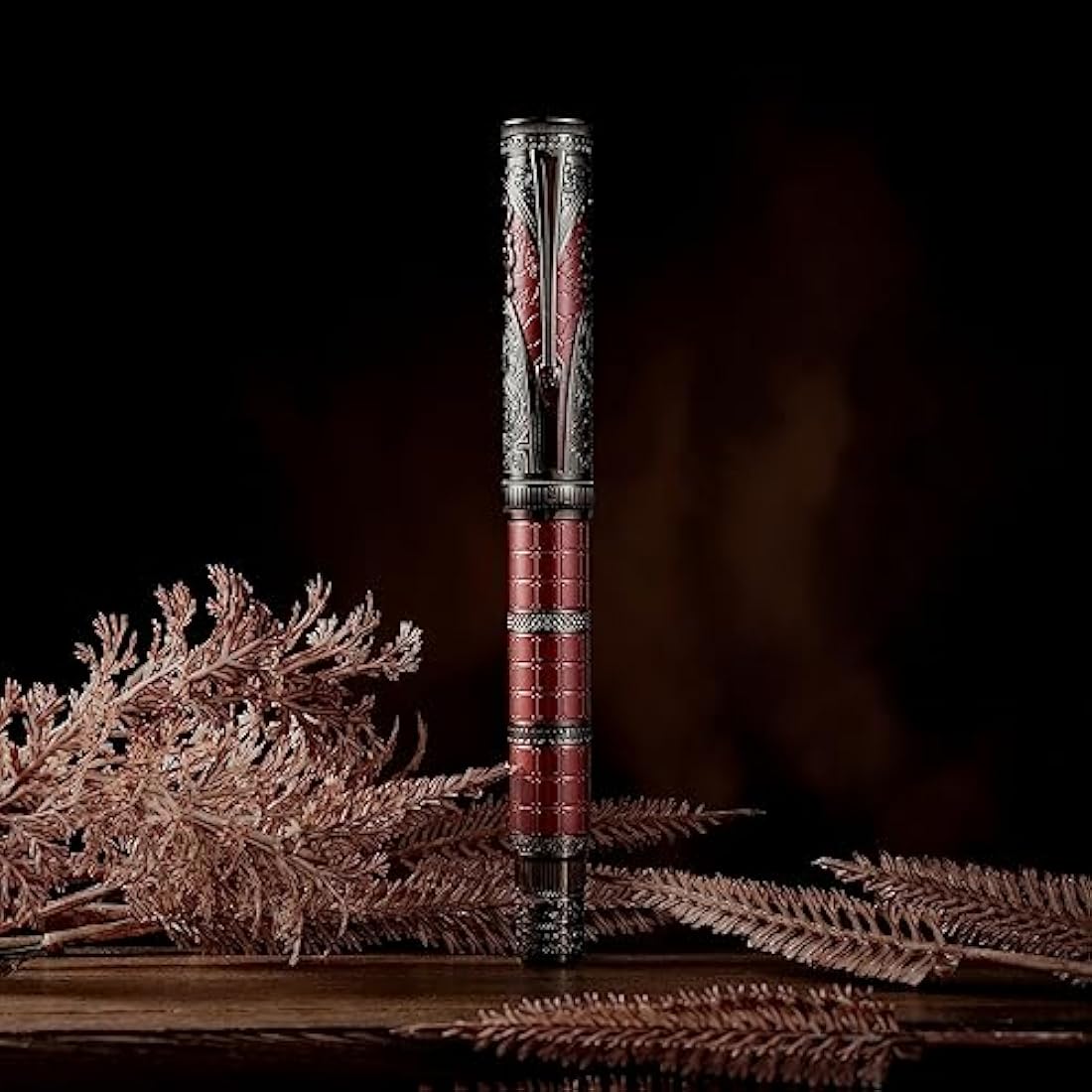 Hongdian D5 Qin Dynasty Fountain Pen Red Silver Extra Fine Nib Piston Fill Pen Retro Chinese Totem Engraving Smooth Writing Fountain Pen with Pen Box Set