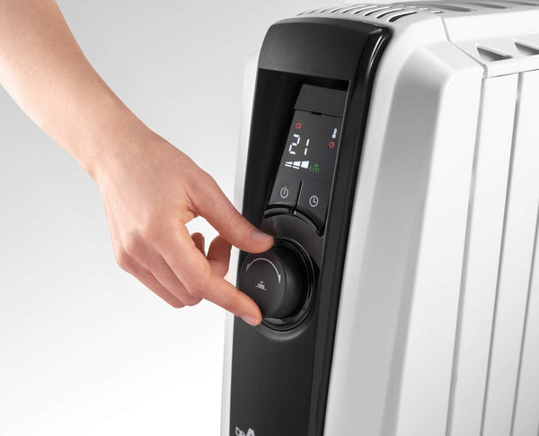 De'Longhi Dragon 4 TRDSX40820E.WB, Oil Filled Radiator with Electronic Timer, Quiet Heater with Functional Design, Chimney Design and Castors, Safety Thermostat, 3 Fan Settings, 2000W, White/Beige