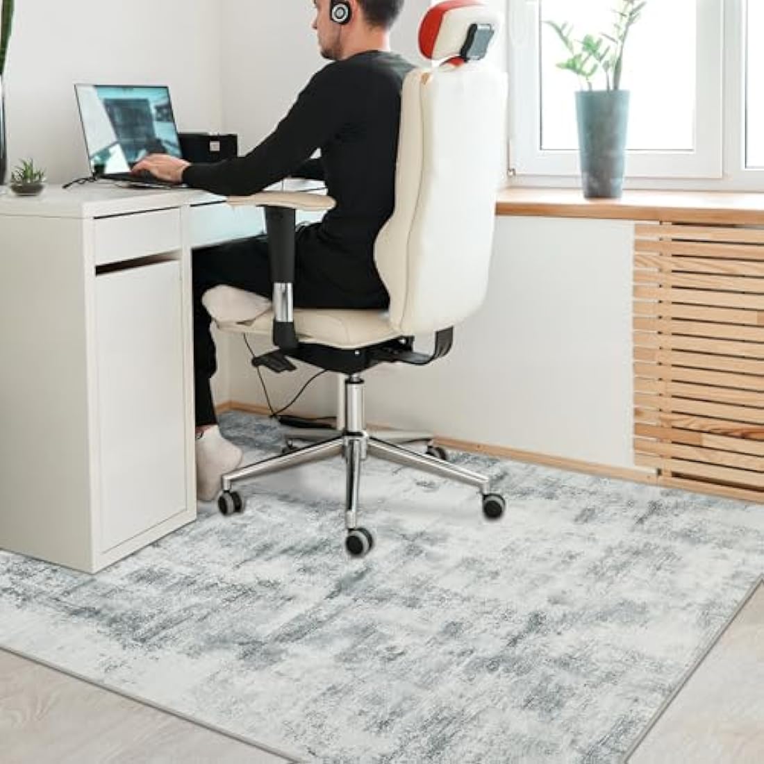 Famibay Office Chair Mat for Hardwood Floor 120x150cm Desk Chair Mat Large Grey Office Chair Floor Protector Mat Rubber for Hard Wooden Tile Floors Anti Skidding Washable