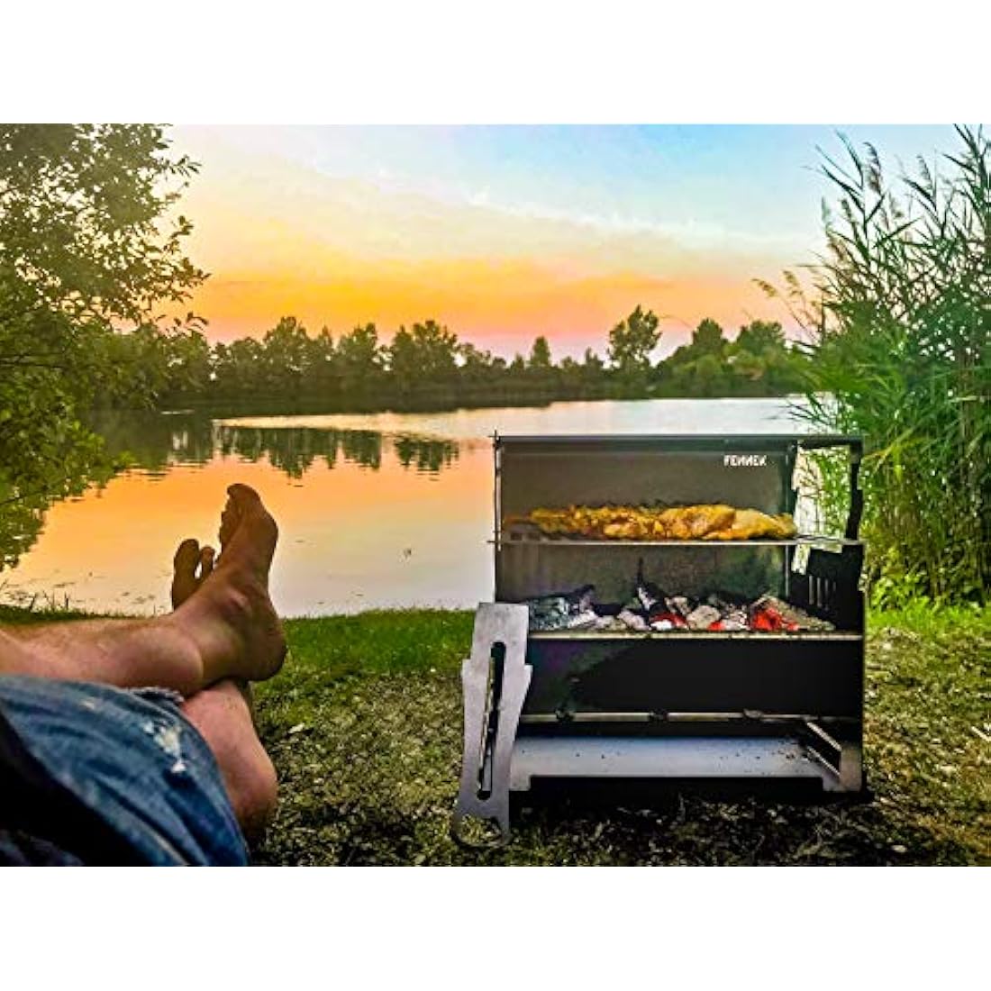 FENNEK portable picnic grill I Charcoal grill for outdoor BBQ while camping, fishing and much more.
