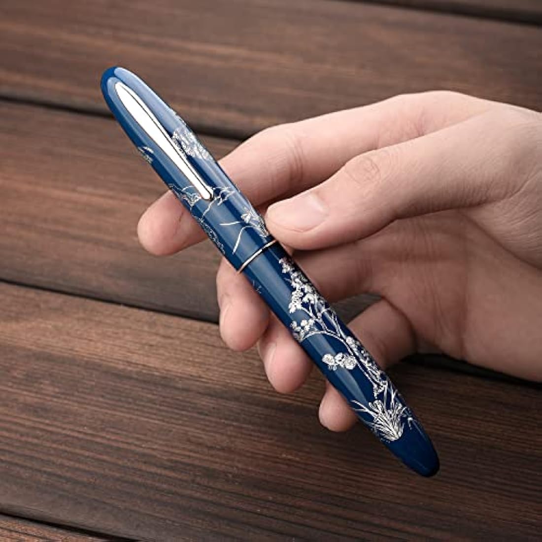HONG DIAN Hongdian N23 Blue Rabbit Fountain Pen, Long Blade Medium Nib Silver Trim, New Year Lucky Rabbit Carving Design, Smooth Writing Pen with Converter and Metal Pen Box Set