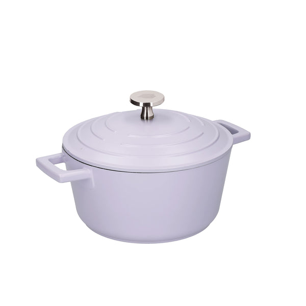 MasterClass Casserole Dish With Lid, Medium 4L/24 cm, Lightweight Cast Aluminium, Induction Hob And Oven Safe, Black