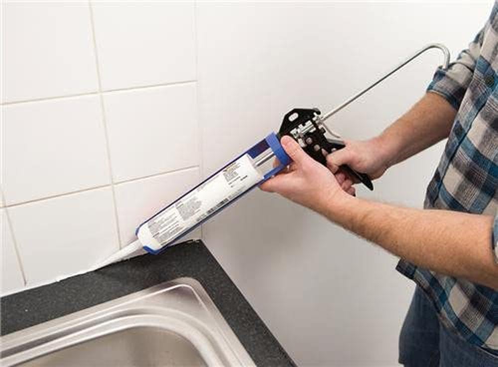 Silverline Rotating Caulking Gun 300ml (523110)