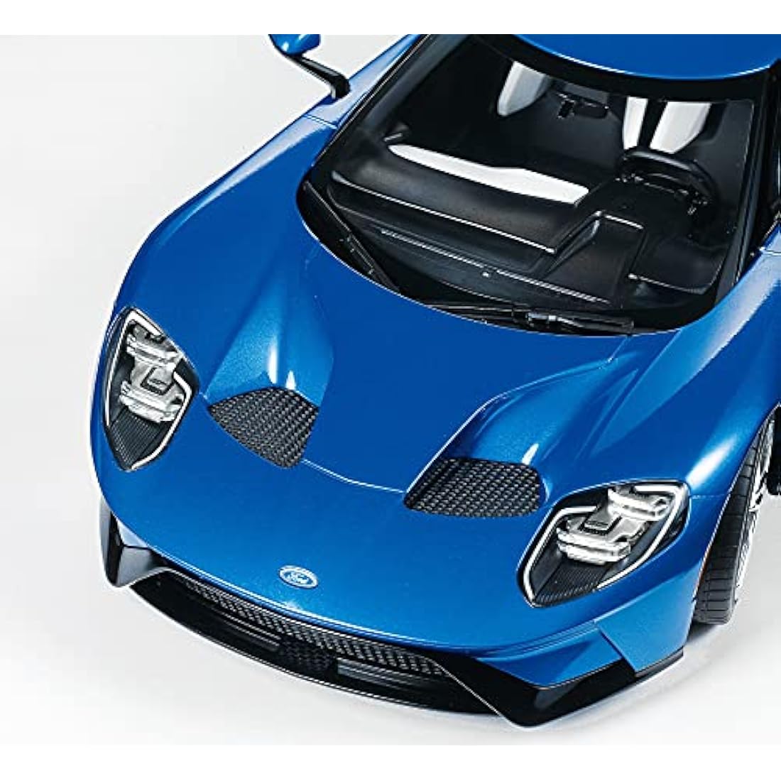Ford GT 1:24 Plastic Model Assembly Kit
