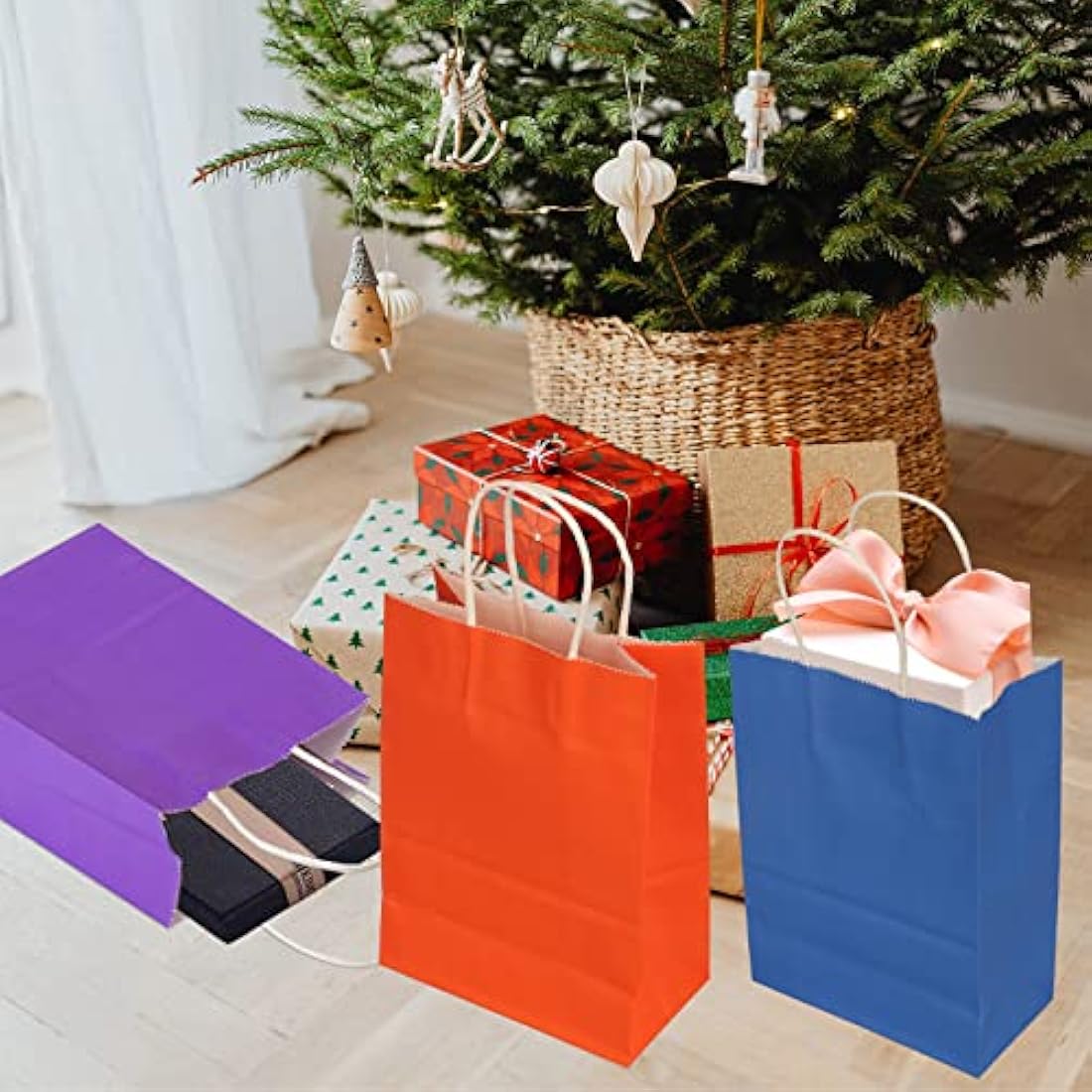 30 Pcs Paper Party Bags 10 Colors Present Bags Kraft Paper Bags with Handles, Party Present Bags Thick Kraft Bags for Kids, Present, Candy, Cookie, Celebrations, Baby Shower, Birthday(21 x 15 x 8 cm)