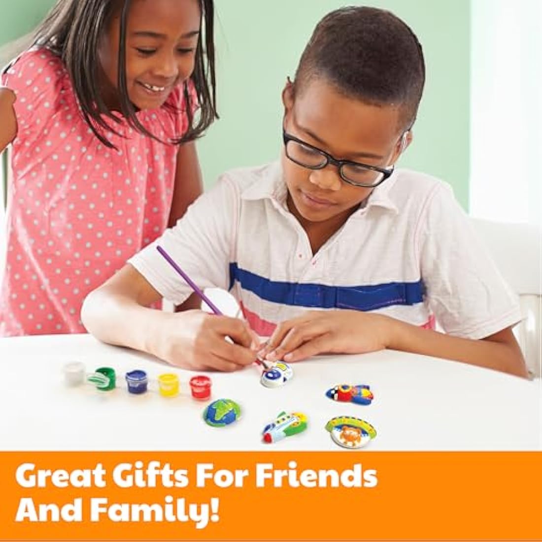 4M 403546 Mould and Paint Glow Space