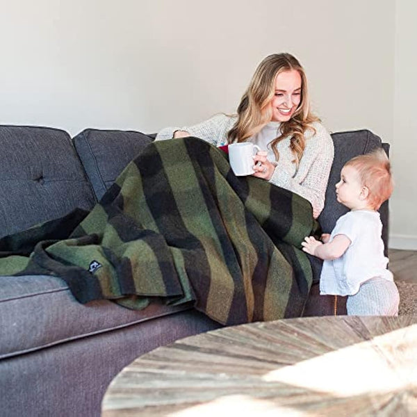 Arcturus Backwoods Wool Blanket - 4.5lbs, Warm, Heavy, Washable, Large | Great for Camping, Outdoors, Survival & Emergency Kits (Olive Green Buffalo)
