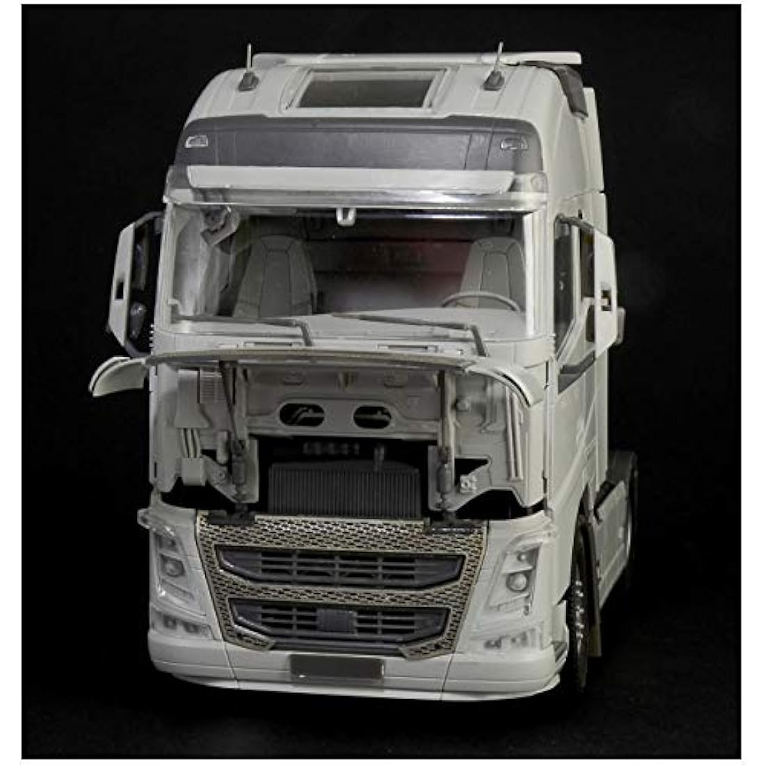 Italeri 1:24 - VOLVO FH16 GLOBETROTTER XL