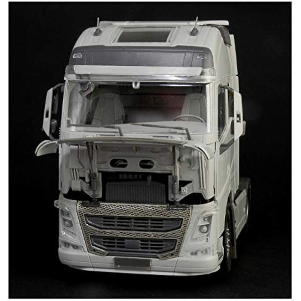 Italeri 1:24 - VOLVO FH16 GLOBETROTTER XL