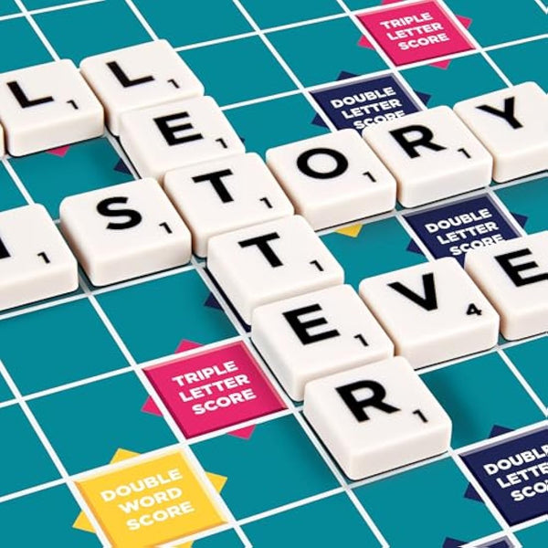 Mattel Games Classic Scrabble, Original Crossword Board Game, English Version, Family Board Game for Adults and Kids, Word Game for 2 to 4 Players, Ages 10 and Up, English Version, Y9592