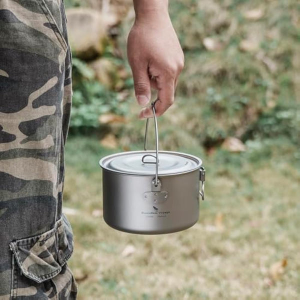 iBasingo 1.3L Titanium Pot Camping Cookware Hanging Stockpot Outdoor Small Bowl Cup Lightweight Hiking Picnic Portable Campfire Cooking Kit Travel 1 Person Kitchenware Tableware Mess Kit Ti2043C