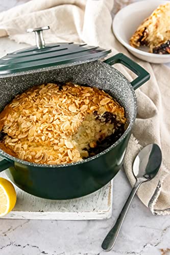 MasterClass Casserole Dish With Lid, Medium 4L/24 cm, Lightweight Cast Aluminium, Induction Hob And Oven Safe, Black