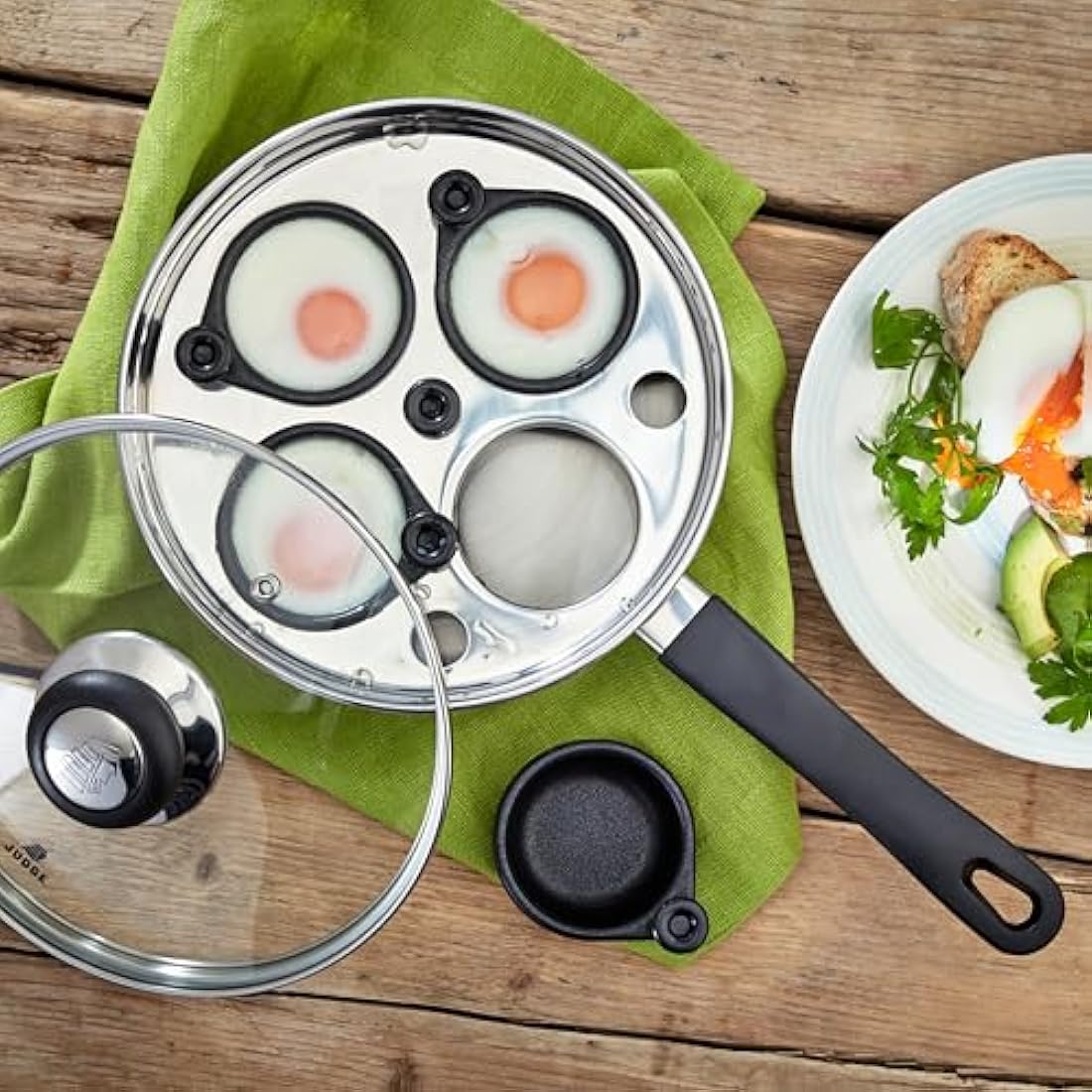 Judge Essentials Four-Cup Egg Poacher and Stainless Steel Frying Pan, 20cm, Vented Glass Lid and Stay-Cool Handle