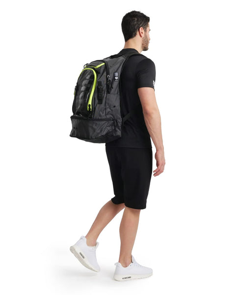 Arena Fastpack 3.0 Sporty Backpack for Swimming, Sea, Gym and Sports, Water-Repellent Travel Bag with Padded Shoulder Straps, Shoe and Wet Clothes Compartment, 40 litres