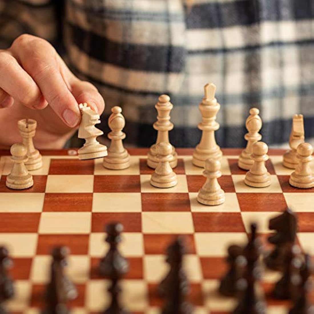 Master of Chess Tournament Wooden Chess Set with Pieces 28 cm / 11 in - Handcrafted Small and Portable Chess Board Game for Adults and Kids