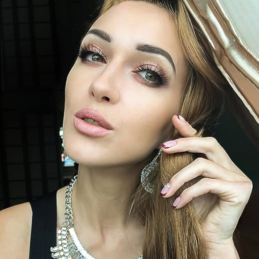 DYAFIN Natural Eyelashes 100% Handmade Lashes Reusable Soft False Eyelashes Lightweight Eye Lashes with Clear Band 3D Fake Eyelashes Long Wispy Eyelashes C Curl Lashes 8 Pairs