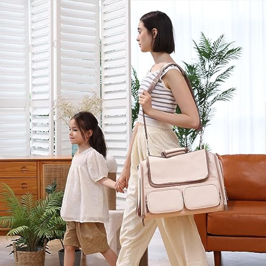 FUKUMARU Cat Carrier, 4 Mesh Windows Small Dog Carrier, 4 Storage Pockets Cat Travel Bag, Under 6.8 Kg Airline Approved Pet Carrier, Rollable Cover for Nervous Cats, Pink