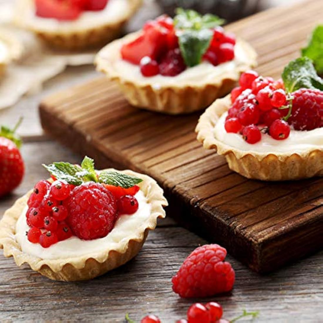 HQdeal 12 Packs Egg Tart Mold, Mini Carbon Steel Cake Muffin Moulds Tins Pans, Non-Stick Cupcake Cake Moulds, Pudding Moulds, Baking Cookie Moulds, Kitchen Reusable Baking Tools