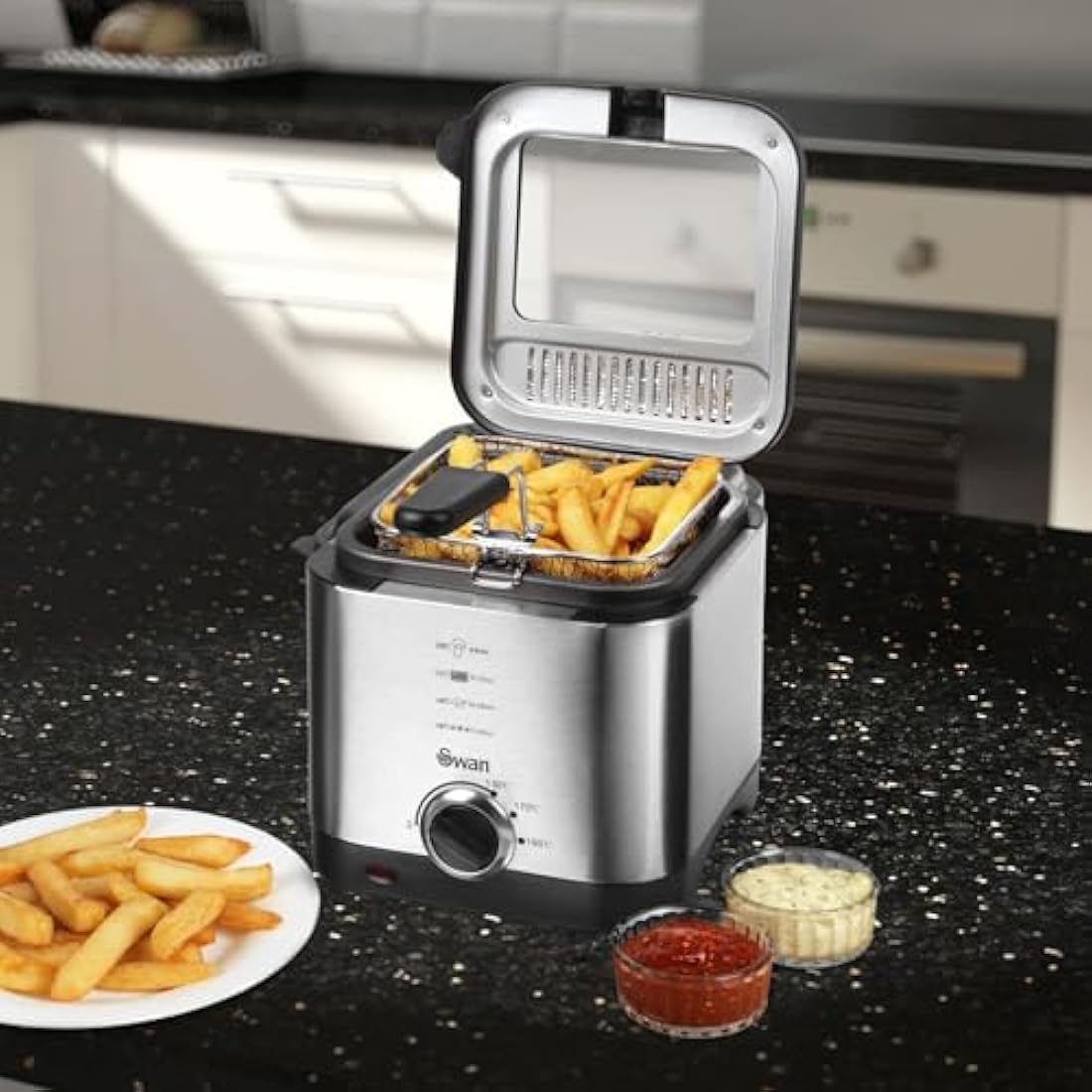 Swan SD6060N 1.5 litre Stainless Steel Fryer with Viewing Window, Non-Stick Coating for Easy Cleaning and Adjustable Thermostat with Indicator Light, Detachable Basket Handle, 900W, Silver