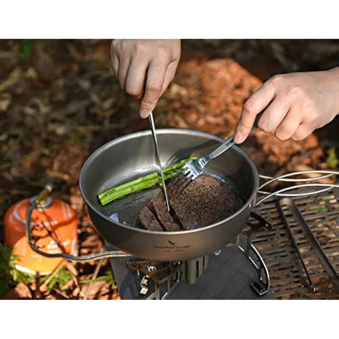 iBasingo 1000ml Titanium Frying Pan 19cm Camping Cookware with Lid & Folding handle Outdoor Lightweight Portable Griddle Hiking Skillet Dish Plate Bowl Kitchen Cooking Kit