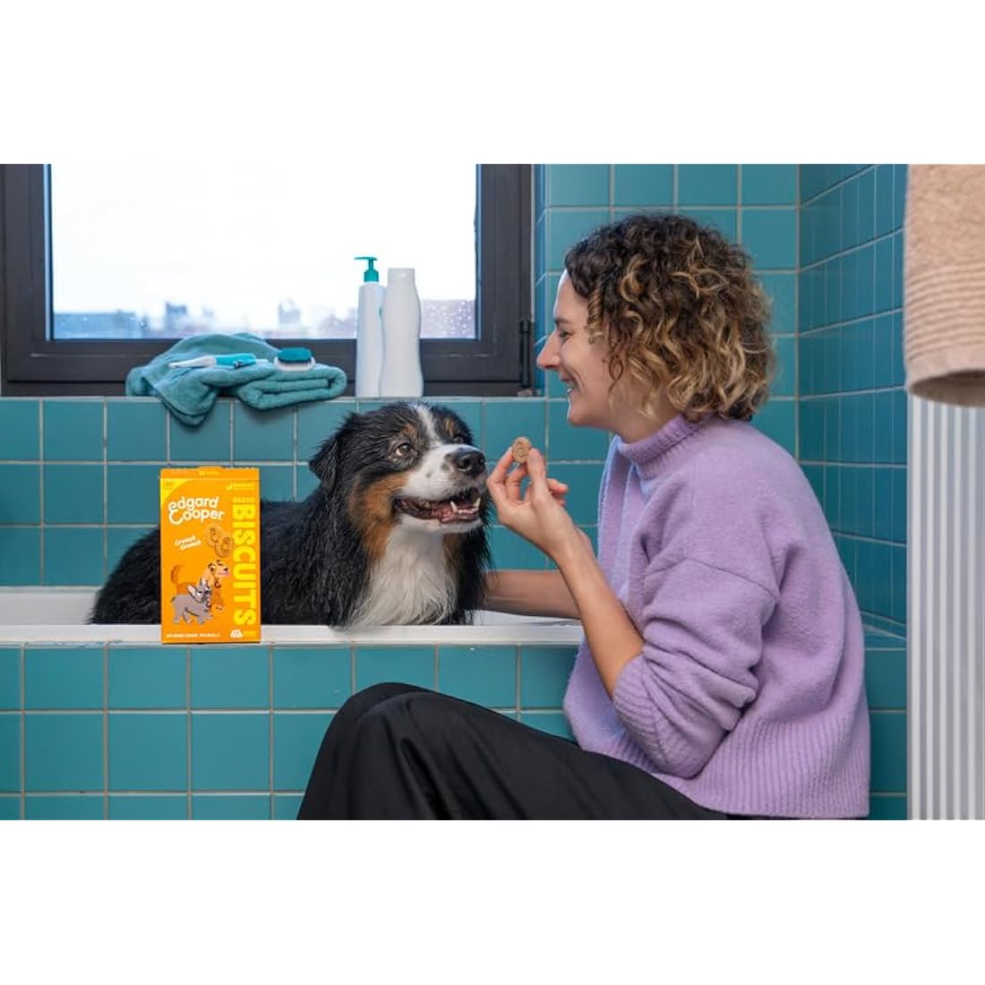 Edgard Cooper Natural Dog Treats - Banana Bravo Biscuits - (7 x 400g box), Grain Free, Plant-based Dog Treats, training treats packed with fresh fruit