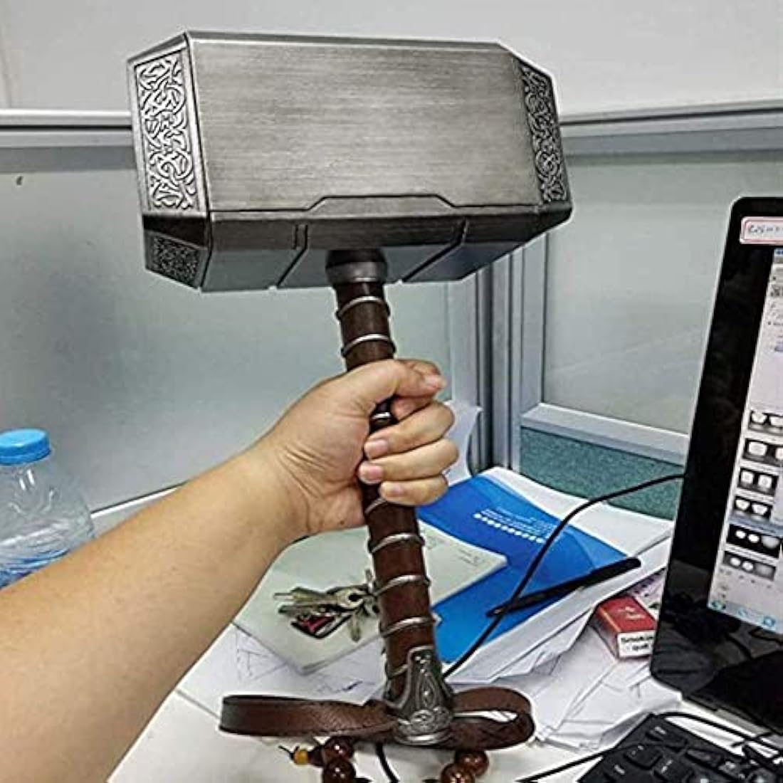 damdos Halloween Prop Cosplay Weapon 1:1 45cm Thors Hammer Thunder Hammer+ Stand Base ABS Plastics Birthdays Gifts