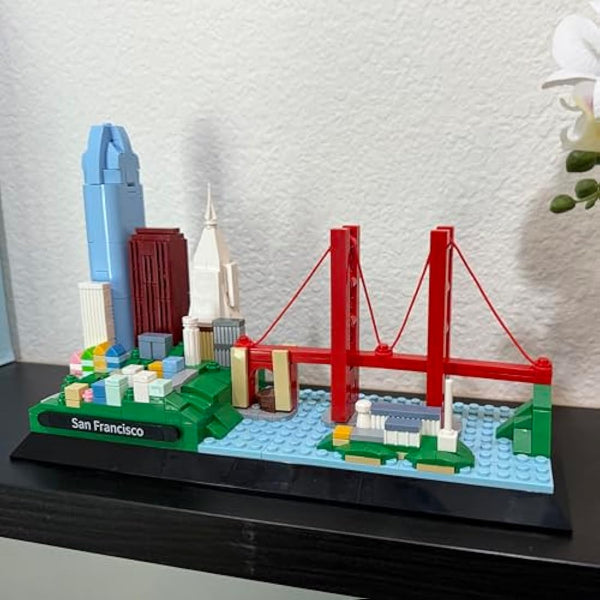 APOSTROPHE Games San Francisco Skyline Building Block Set (459 Pieces) Features Golden Gate Bridge and More - Architecture Model for Kids and Adults