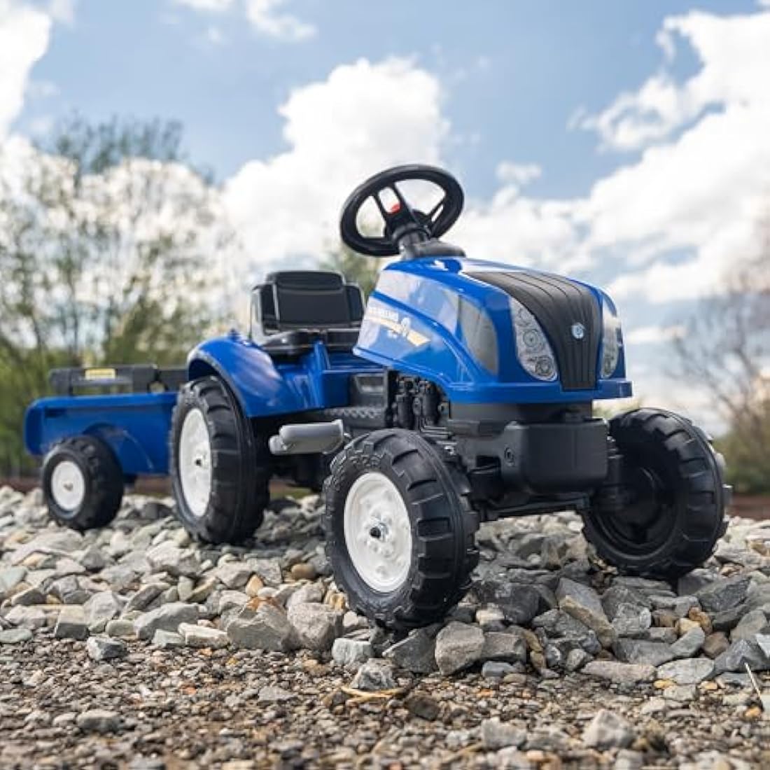 Falk New Holland Tractor T6 + Trailer, Ride on Toys, Tractor and Farm Toys, Children 2 Years +