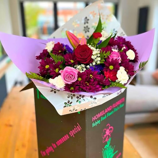 Homeland Florists Superb Mixed Fresh Flower Bouquet with a Single Large Naomi Velvet Rose at its Heart, Large, Red