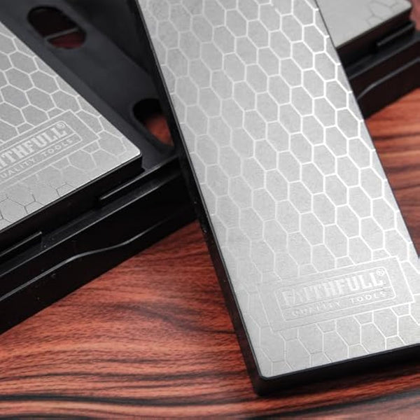 Faithfull Diamond Whetstone Sharpening Kit. 3 Stones: 400G Coarse, 600G Medium And 1000G Fine Includes Non Slip Base Unit