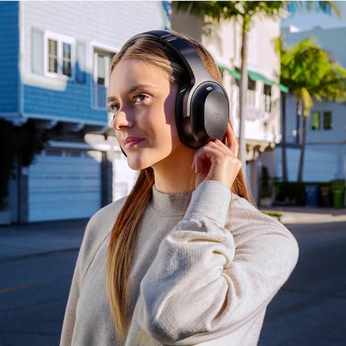 Razer Barracuda X - Wireless Multi-platform Gaming and Mobile Headset (SmartSwitch Dual Wireless, Ergonomic Design, TriForce 40 mm, Cardioid Mic, On-Headset Controls, 50h Battery USB-C) Black