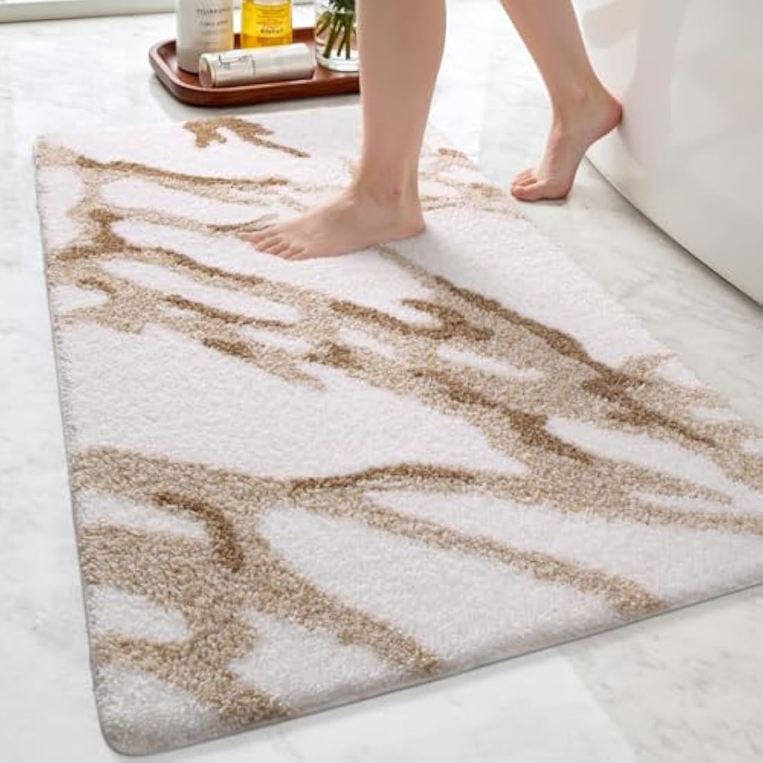 DEXI Bath Mat 61 x 92 cm, Non-Slip Absorbent Bathroom Mats, Machine Washable, Soft and Thick Microfibre Shower Rug, White
