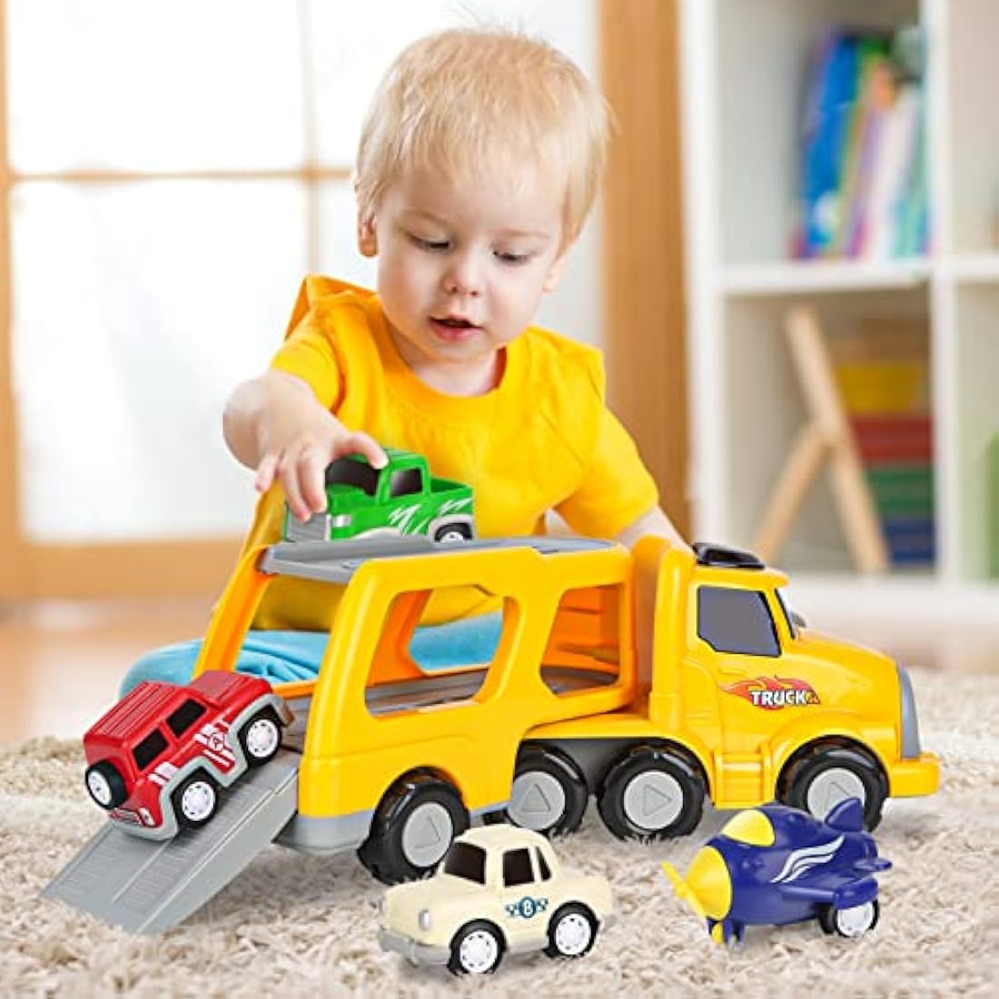 Aoskie Toy Cars for 3 4 5 Year Boys, Car Transporter Toy, Carrier Truck with 4 Pull Back Car Toys, Vehicle Playset Gift for Toddlers Girls Age 3-5 Birthday Gift Christmas Party Favors