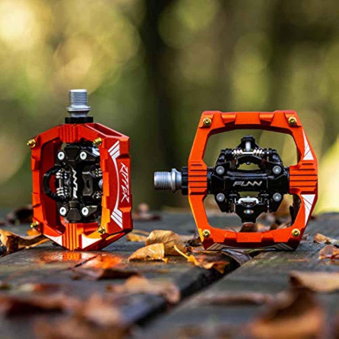 Funn Ripper Mountain Bike Clipless Pedals, Rocker Clip/Spring-Loaded Clip-in Mechanism, Compatible with SPD Cleats, 9/16" CrMo Axle Bicycle Pedals for MTB/Gravel Cycling