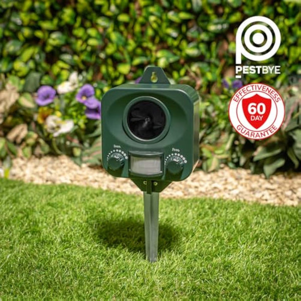 Pestbye® Waterproof Ultrasonic Cat Repeller and Scarer with Ground Stake (Battery Powered)