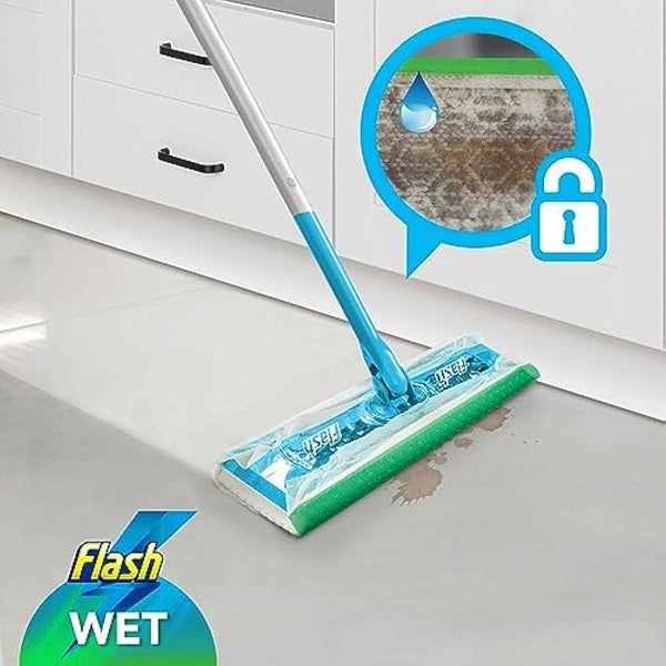 Flash Speedmop Wet Floor Cleaning Wipes, 96 Cloths (24x4), Antibac Lemon Multi-Surface, Trap & Lock Daily Dirt, Grease & Grime Without Getting Down On Your Knees ( Package may vary)