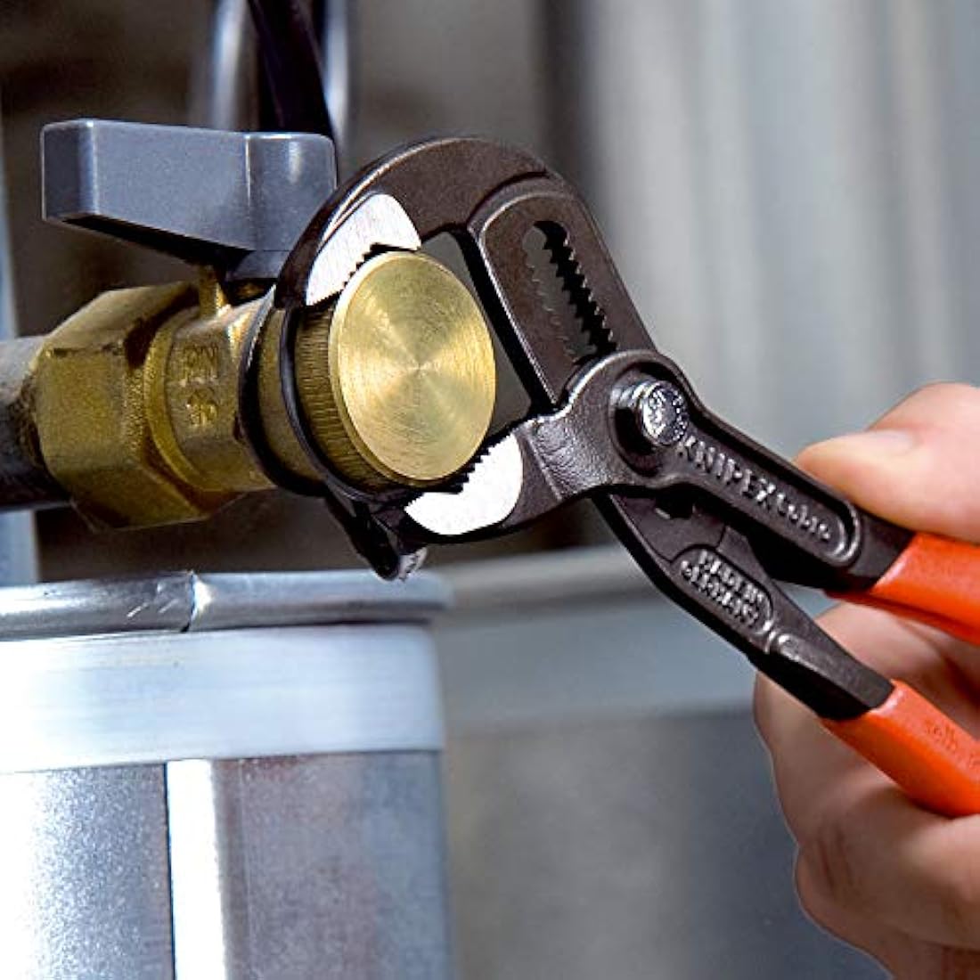 KNIPEX Cobra Set Water Pump Pliers Set, 5 Parts, 125 to 300 mm, Self-Locking Effect, in High-Quality Roll-Up Bag, Tool Set, Pipe Wrench, 00 19 55 S5